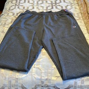 NWT!Champion men’s sweatpants. New!